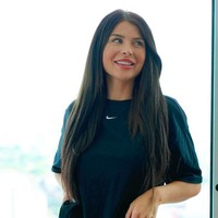 Wanita 25 tahun kemudian juga membahas tentang kehidupannya di masa depan. Jika banyak wanita seusianya telah memikirkan pernikahan, tidak begitu dengannya. Aku tidak pernah membayangkan pernikahan, akunya. Foto: dok. Instagram