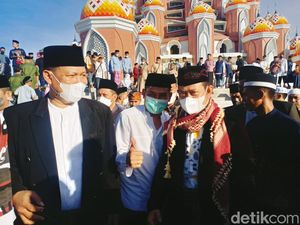 Mentan SYL Puji Gubernur Sulsel Gelar Salat Id di Pelataran Masjid 99 Kubah