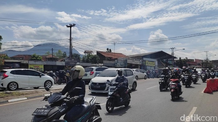 Mudik lokal di area Bandung Raya buat area Cibiru padat