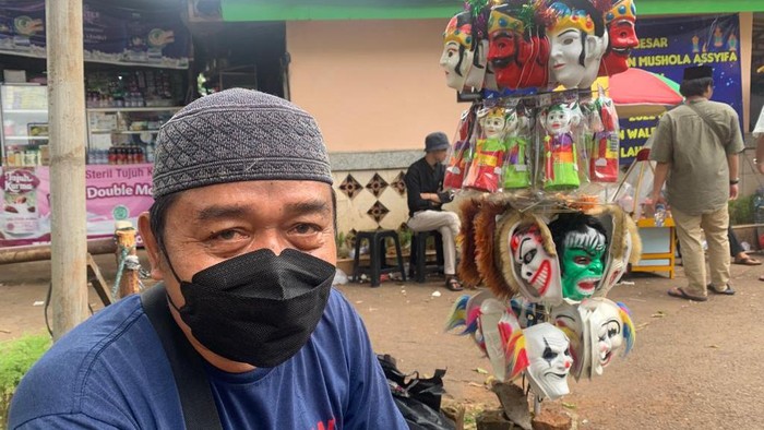Pedagang di TPU Menteng Pulo panen cuan saat Lebaran (Mulia Budi-detikcom)