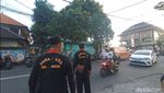 Penuh Toleransi, Salat Idul Fitri di Bali Dijaga Pecalang