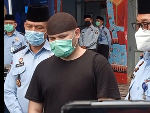 Di mana Rhoma Irama saat Ridho Rhoma Bebas?