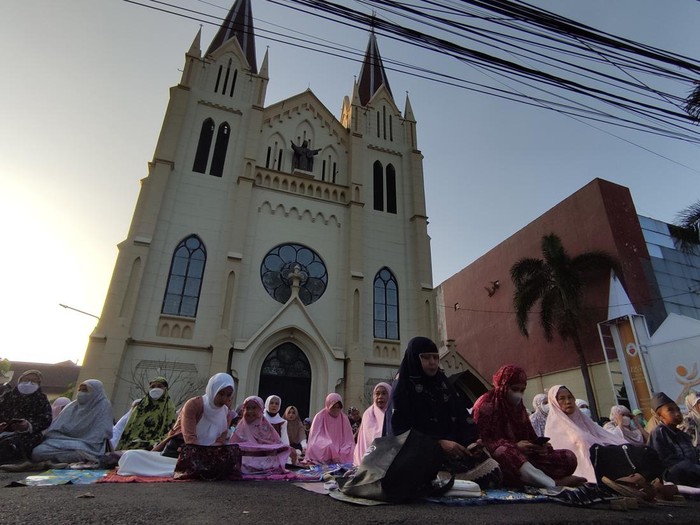 salat di di malang