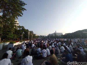 Dua Kebahagiaan Ridwan Kamil Usai Salat Id di Gasibu
