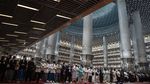 Semarak Salat Idul Fitri di Berbagai Daerah