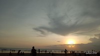 Pemandangan sunset yang begitu indah