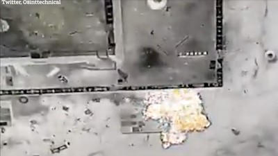 Penampakan 2 Tank Rusia Meledak Dibom Drone Ukraina