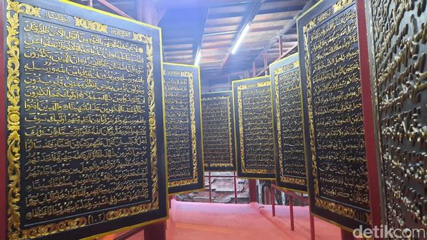 Tempat wisata Al-Quran raksasa di Palembang