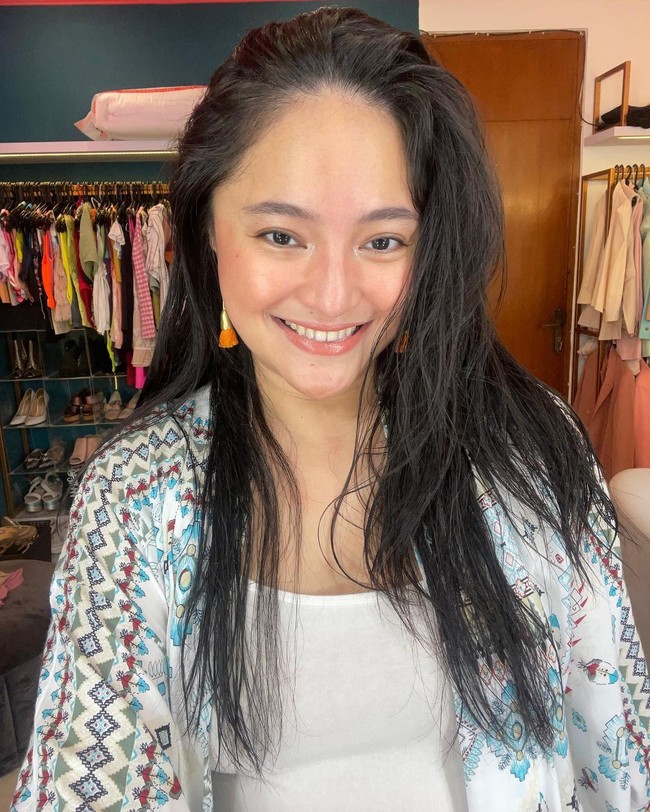 Marshanda kini hanya mengonsumsi makanan berbahan organik. Diet juga dibarengi dengan rajin olahraga. Foto: Instagram @marshanda99