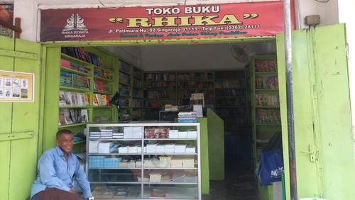 Toko Buku Rikha di Kota Singaraja, Buleleng, Bali. (Made Wijaya Kusuma/detikBali)