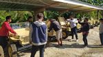 Asyiknya Keliling Naik Mini Jip di Kawasan Tumpeng Menoreh