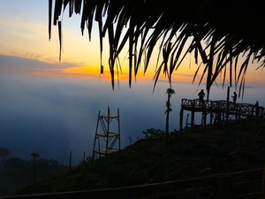 Negeri di Atas Awan Terbaru Tasikmalaya, Bukit Pangrayangan