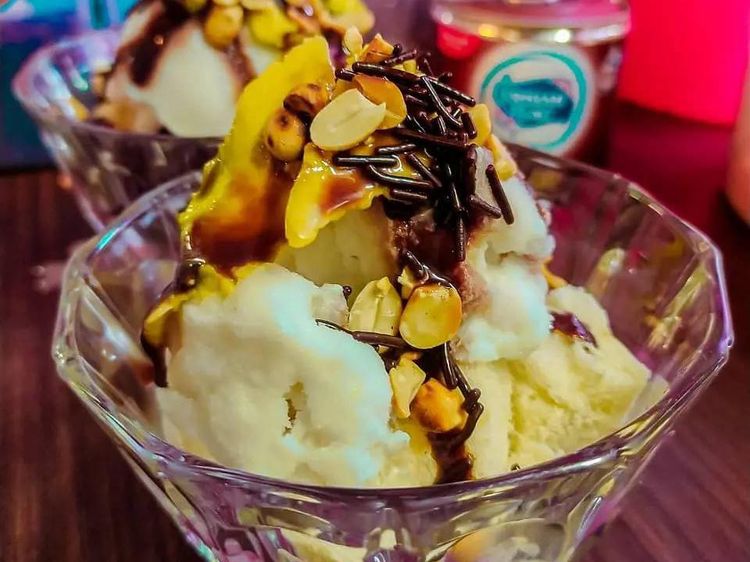 20 Es Podeng Rp 10 Ribuan yang Segar Legit