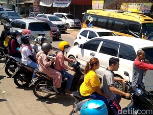 H+1 Lebaran, Jalur Wisata Pegunungan Pekalongan-Dieng Mulai Padat