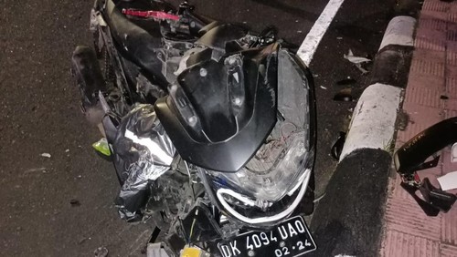 Sepeda motor yang dikendarai korban kecelakaan di Singaraja, Buleleng, Bali. (istimewa)