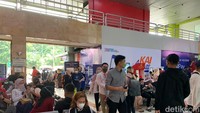 Aktivitas di Stasiun Gambir pun terlihat ramai.Foto: Anisa Indraini/detikcom