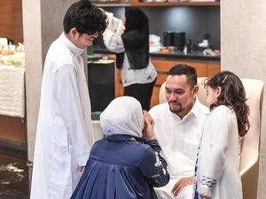 Momen Ahmad Sahroni Rayakan Lebaran dengan Keluarga