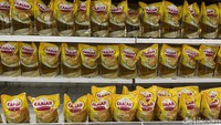 Sementara kemasan 2 liter di Indomaret dibanderol berkisar Rp43 ribuan hingga Rp52 ribuan.