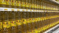Pada momen kedua Lebaran hari ini, masyarakat tentunya tidak perlu kesusahan lagi mencari minyak goreng.