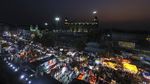 Ramainya Pasar Malam di India Saat Lebaran