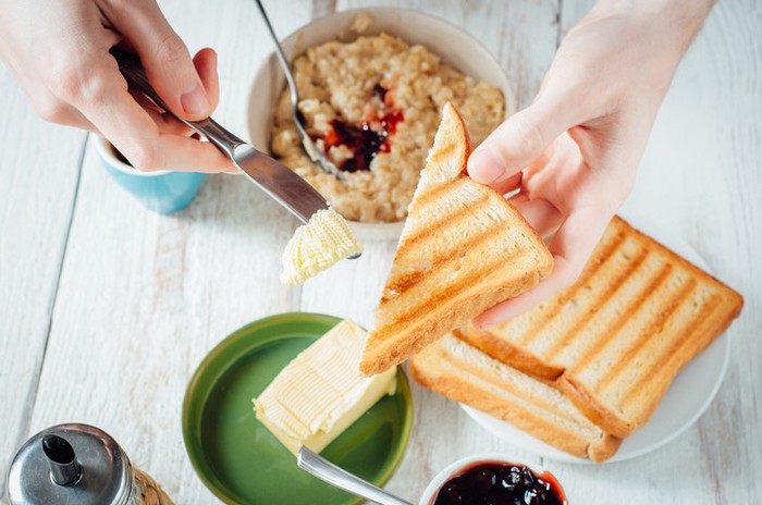 Cara Makan Roti Panggang