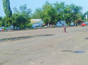 Sampah Arus Mudik Gilimanuk Capai 4 Ton Sehari