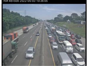 Titik-titik Kemacetan di Tol Jakarta Arah Cikampek Pukul 10.30 WIB