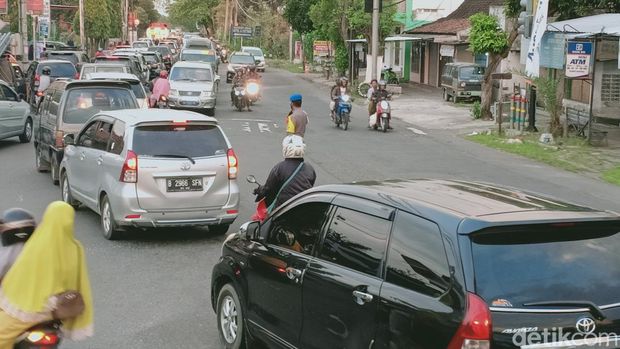 Simpang 3 Terminal Maospati Magetan