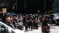 Manager Operasional Suspension Bridge Usep Suherlan, mengatakan, untuk kapasitas kunjungan Situ Gunung selama pandemi COVID-19 ini bisa mencapai 5.000 orang. Sedangkan kapasitas total bisa mencapai 15 ribu dengan luas objek wisata seluas 100 hektare.