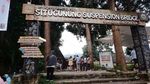 Situ Gunung Diserbu Ribuan Wisatawan Saat Libur Lebaran