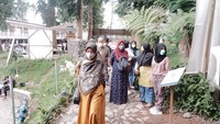 Kenaikan kunjungan berkisar di antaranya 20-30 persen dibanding hari-hari biasanya.