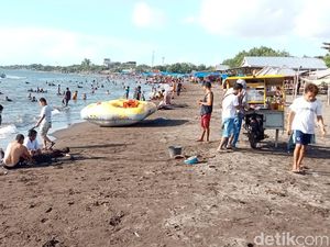 Pantai Tanjung Bayang Makassar Diserbu Warga Hari Ini, Pengunjung 1.500 Orang