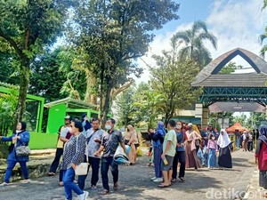 Buka Lagi Pascatragedi Serangan Harimau, Serulingmas Zoo Ramai Pengunjung
