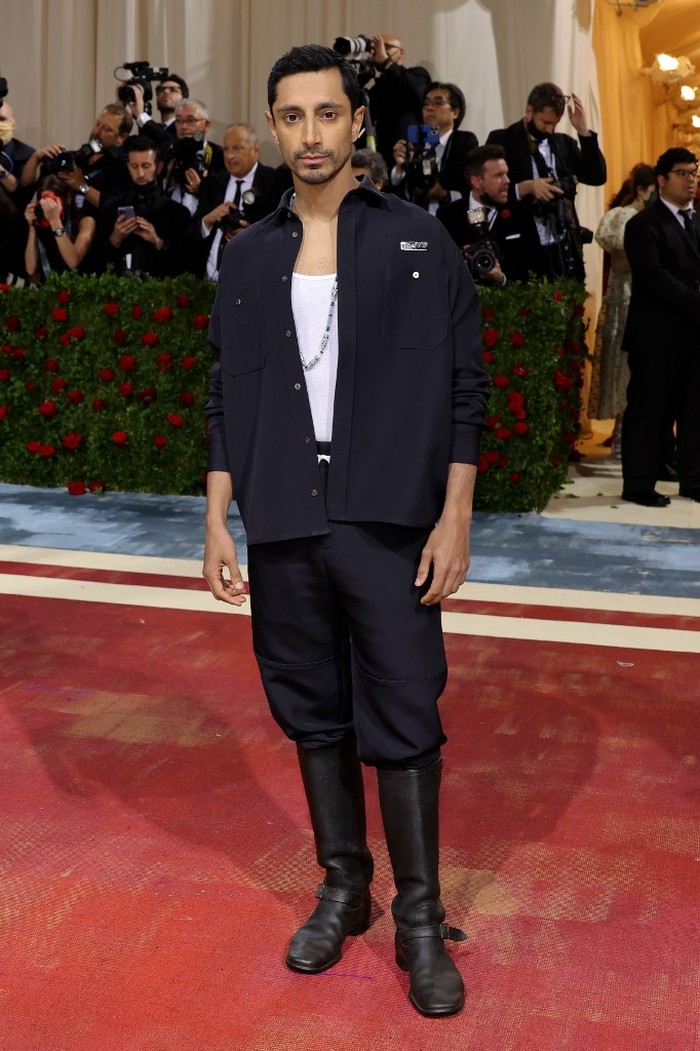 US-THE-2022-MET-GALA-CELEBRATING- NEW YORK, NEW YORK - MAY 02: Riz Ahmed attends The 2022 Met Gala Celebrating