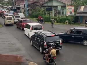 Arus Lalu Lintas di Wisata Gunung Dempo Sempat Dialihkan