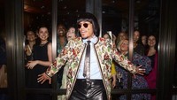 Aksi dan penampilan Anderson Paak di ajang Met Gala 2022 menjadi pembicaraan netizen Indonesia. Foto: Instagram @anderson._paak