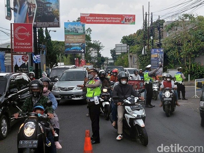 Arus Lalulintas di Kawasan Wisata Lembang