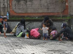 Ubud Diserbu Wisatawan saat Libur Lebaran, Gepeng Beraksi Lagi