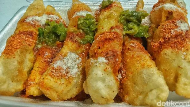 Jalakotek, makanan khas Majalengka mirip pastel.