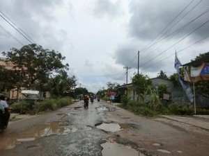 Puluhan Kilometer Jalan di Asahan Menuju Simalungun Parah Kali!
