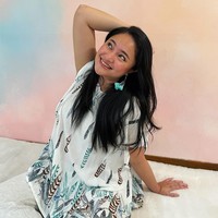 Berurusan dengan emosi saya mencoba untuk mati rasa dengan makanan berlemak dan lezat. Menghadapi ketakutan kamu bisa dengan kuat menghilangkan saat ngidam makanan, ujarnya di Insta Story. Foto: Instagram/@marshanda99