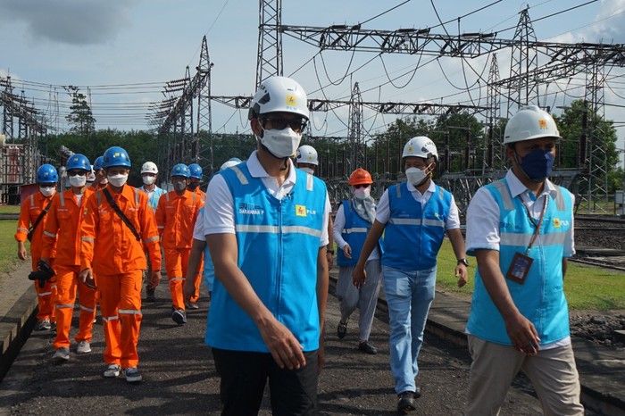 PLN Pantau Pasokan Listrik Saat Lebaran