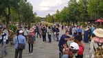 Ramai Banget, Candi Borobudur Diserbu Belasan Ribu Wisatawan Hari Ini