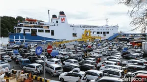 Potret Mudik 2022 yang Pecahkan Rekor