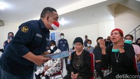 Kepala BP2MI Benny Rhamdani berujar, dua puluh orang itu merupakan PMI non-prosedural alias ilegal.