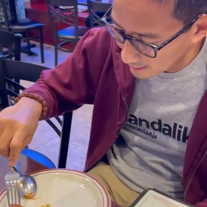 Sandiaga Uno
