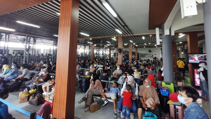 Selama Lebaran Tiket Kereta Dari Surabaya Terjual 360 Ribu, ini Tujuan Favoritnya