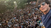Mannat merupakan rumah SRK yang jadi istana sang aktor. Rumah itu juga begitu terkenal di Delhi, bahkan sering didatangi oleh para penggemarnya. Foto: Shah Rukh Khan/ Instagram