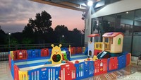 Ada juga tempat bermain anak. (Putu Intan/detikcom)