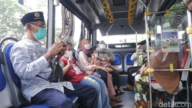 Suasana di Trans Metro Deli, Medan